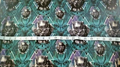 Tela de algodón Black Panther Marvel Superhero The Avengers Fat Quarter 21 x 18 Foto 1 de 2