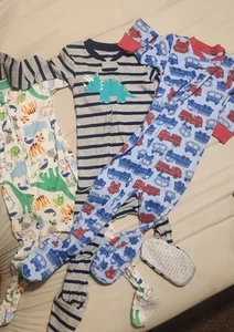 Lot of 3Fleece Footed PJs Pajamas Sleepers Zip Up Footies Boys 5 5T - Picture 1 of 2