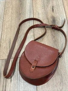 Bolso Bandolera Lucky Brand Cuero Coñac Cartera Solapa Botón Cierre Bolsillo - Imagen 1 de 21