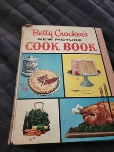 First Edition Betty Crocker 1st Printing Cook Book Hard Back 455 Page Color - Picture 1 of 6