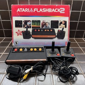 Atari Flashback 2 Classic Game Console 40 Built In Games w/ 2 Controllers Works