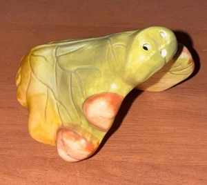 Vtg Hand-painted Indigo Gate for Silvestri Acorn & Leaf Salt/Pepper Shaker - Picture 1 of 8