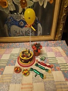Molly’s Party Treats -  Pamphlet - American Girl Pleasant Company - Picture 1 of 24