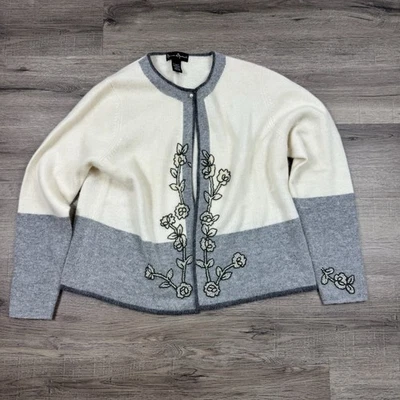 Cárdigan Suéter Mercer & Madison Lana Angora XL Bordado Gris Crema Suave Foto 1 de 4