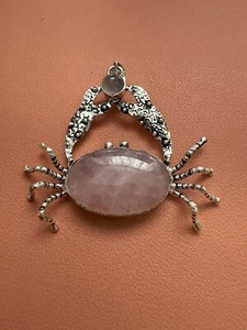Beautiful Rose Quartz Gemstone Ethnic Crab Pendant Jewelry 2.6" - Picture 1 of 2