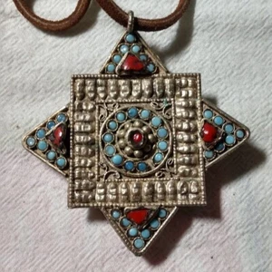 Amulettdose Gau Box Nepal Tiebet Blu Larimar Buddhistische Gebetsbox 800 European Sil - Bild 1 von 14