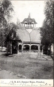 G.R. & I. Summer House Petoskey Michigan Postcard - Picture 1 of 2