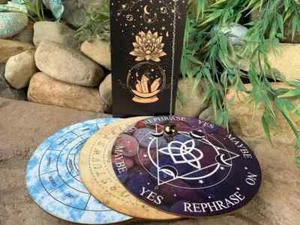 Handmade Dowsing Set Five Pc, Pendulum Divination Mat, Dowsing Kit, 3 Divination - Photo 1 sur 9