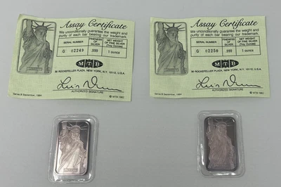 (2) Barras de plata fina Johnson Matthey Liberty 1982 vintage 1 OZ .999 consecutivas Foto 1 de 4