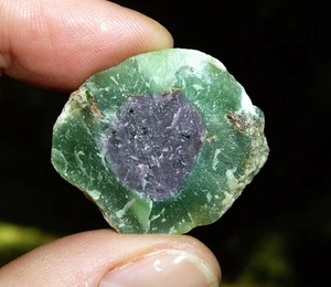 Rubin in grüner Matrix, 14,9g - Bild 1 von 10