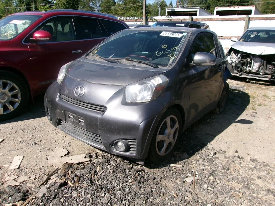 Conjunto de faros izquierdos usados se adapta a: 2013 Scion IQ grado izquierdo A Foto 1 de 4