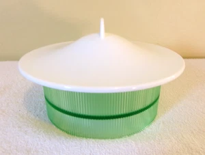 Tupperware Preludio Dip Bowl Green 2875A-4 White Lid 2876-A  BRAND NEW Old Stock - Picture 1 of 5