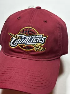 Nuovo cappello uomo Cleveland Cavaliers NBA Slouch regolabile berretto marrone basket - Foto 1 di 7