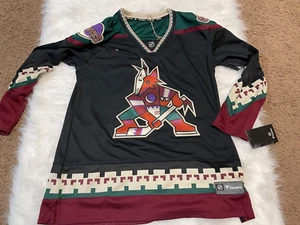 Arizona Coyotes Fanatics Black Women's Size XL Hockey Jersey - Picture 1 of 6