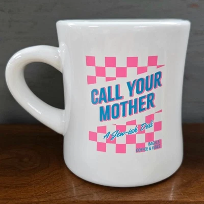 Taza de comedor pesada CALL YOUR MOTHER (A Jew-ish Deli) de 12 oz ~ BAGELS COFFEE & VIBES Foto 1 de 4