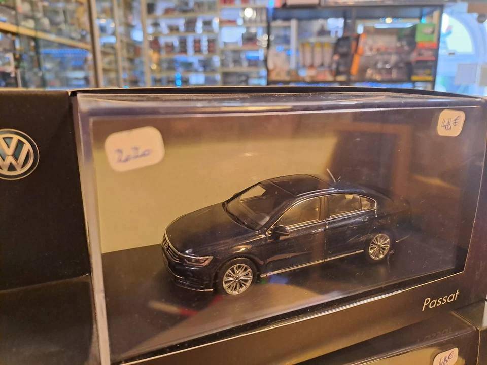VOLKSWAGEN PASSAT BERLINE 2020 1/43 HERPA - Photo 1/1