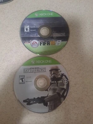 2 Disc Star Wars Battlefront/ FIFA16 / Microsoft Xbox / Game DISCS ONLY - Image 1 of 3