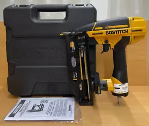 Bostitch BTFP71917 Smart Point 16-Gauge Finish Nailer - Picture 1 of 24