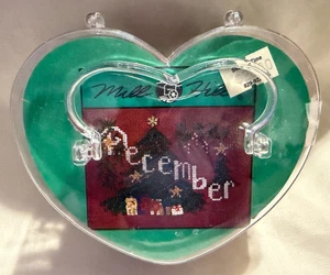 MILL HILL SIMPLY SENSATIONELLER KALENDER SERIE DEZEMBER GLASPERLEN SET Neu geöffnet - Bild 1 von 10