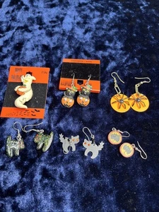 Lote de 5 juegos de joyas de Halloween pendientes un alfiler fantasmas gatos murciélagos arañas - Imagen 1 de 7