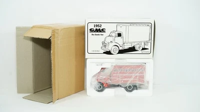 GMC Dry Goods Van Coles Express 19-1051 First Gear 1952 escala 1/34 nueva G2-6 Foto 1 de 4