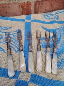 set six mother of pearl handle dessert/ pickle forks - Picture 1 of 7