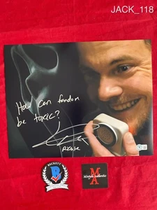 JACK QUAID FOTO AUTOGRAFATA FIRMATA 11X14! SCREAM! GHOSTFACE! RICHIE! BECKETT! - Foto 1 di 5