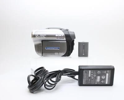 Sony NTSC 1MP DVD Handycam Camcorder 12x Zoom - Video Transfer (DCR-DVD203) - Image 1 of 2