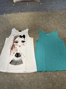 Lot 2 Gap Girls Sleeveless tank Tee Cotton White W/cute Girl And Green Sz 10 - Picture 1 of 13