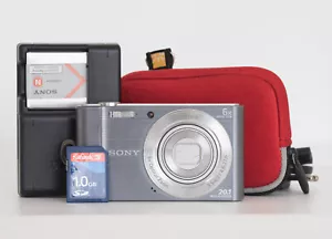 SONY Cyber-Shot DSC-W810 20.1 MP Digital Compact Camera - Picture 1 of 11