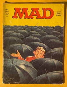 VINTAGE 1976 LOST IN THE CROUD ISSUE NO. 175 MAD MAGAZINE - Picture 1 of 2