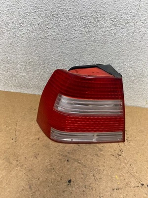 Luz trasera izquierda conductor Volkswagen Jetta 2004 a 2005 OEM S7254 GD Foto 1 de 4