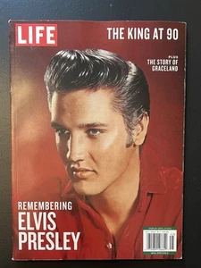 Life Magazine Remembering Elvis Presley - The King At 90 - Foto 1 di 2