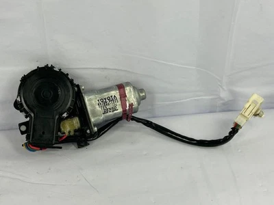 Motor ventana delantera izquierda Toyota Tundra 2004-2006 8572034030  Foto 1 de 4