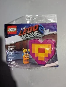 Juegos de películas LEGO The LEGO: The LEGO Movie 2 30340 Emmet's 'Pieza' oferta NUEVO - Imagen 1 de 2