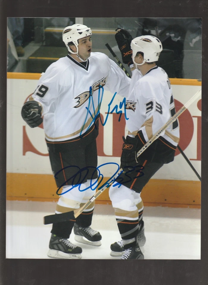 Travis Green Joe DiPenta autógrafo firmado 8 x 10 pulgadas foto PATOS Foto 1 de 1