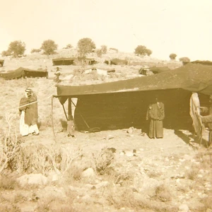 c.1900s Glass Plate Negative Desert Camp Nomads, Bedouin Middle East 3-1/4x4 - Picture 1 of 6
