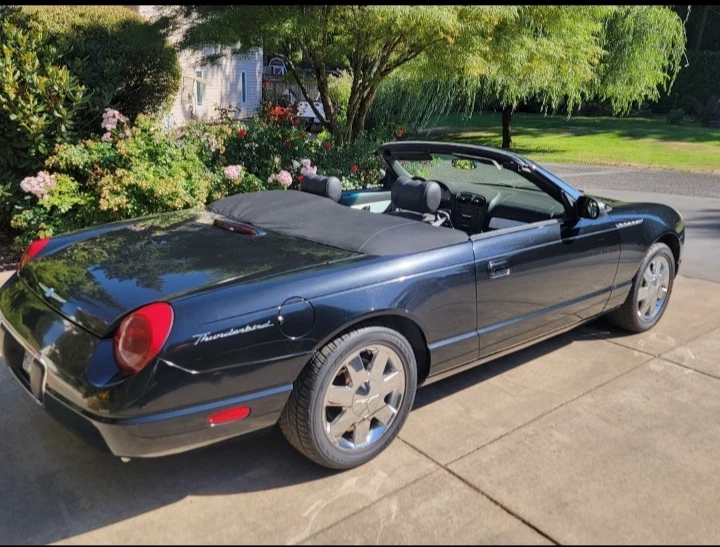 2002 Ford Thunderbird  - Image 1 of 4