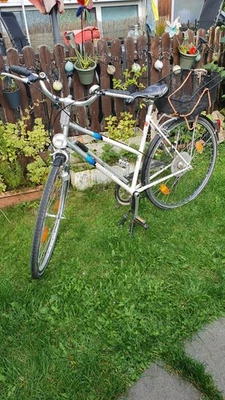 Damenfahrrad - Bild 1 von 4
