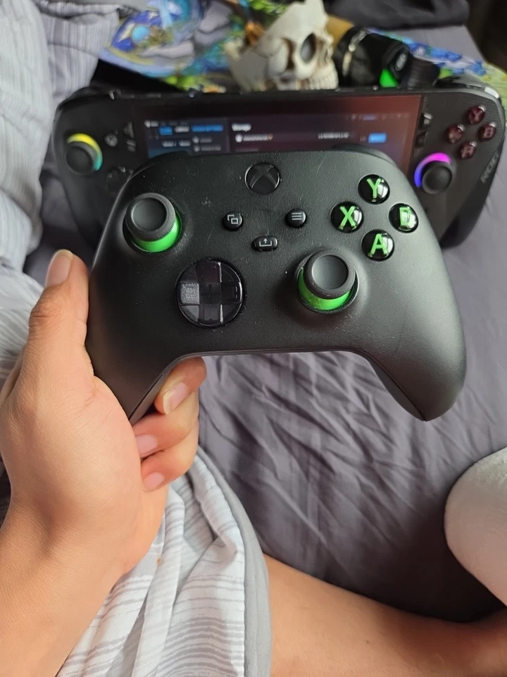 Brand New Xbox Series x Bluetooth Controller Carbon Black Meta Quest Edition GRN - Image 1 of 2