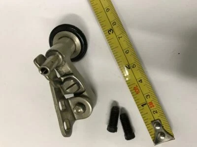 Montgomery Wards UHT J252C (1950's eary 1960's) Bobbin Winder & Thread Gde (*CI) - Image 1 of 2