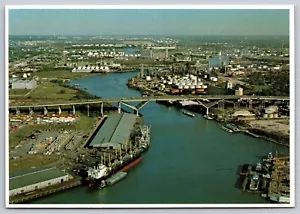 Turning Basin, Port of Huston, Vintage Post Card - Picture 1 of 2
