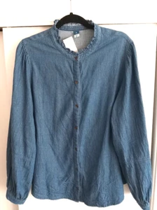 Old Navy Women's Classic Denim Shirt Size S Blue Button Up Ruffled Collar Cotton - Picture 1 of 13
