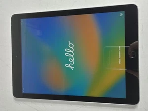 Apple Ipad 5th Gen A1823 32 GB IOS 16.7.11 ( Wi-Fi + 4G ) Unlocked - Picture 1 of 6