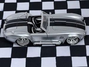 JADA 1/24 BIGTIME MUSCLE Silver/Black 1965 SHELBY COBRA 427 S/C No 90540 - Bild 1 von 13