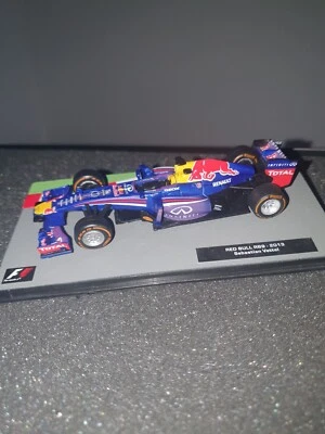 FORMULA 1 F1 AUTO COLLECTION SCALA 1/43 - Red Bull RB9- S. Vettel-Teca Box - Immagine 1 di 4