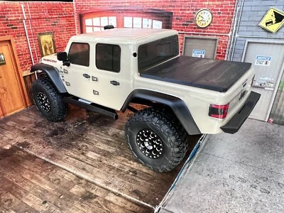 Axial SCX24 Jeep Gladiator Bed Cover- Micro Crawler 1/24 Scale - Image 1 of 4