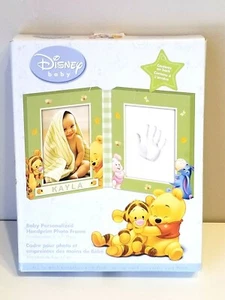 Kit de huellas de manos de bebé Disney Winnie The Pooh con marco que faltan pegatinas. - Imagen 1 de 7