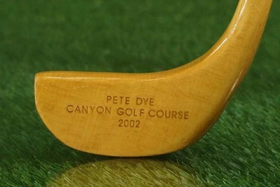 PROMONTORY CLUB PETE DYE CANYON GOLF COURSE 2002 WOODEN PUTTER SHAPED PROMO - Image 1 of 4