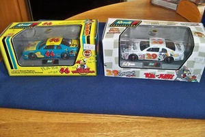 1997 Revell Nascar WOODY WOODPECKER #46 TOM and JERRY #29 Scale 1:43 NIB - Picture 1 of 6